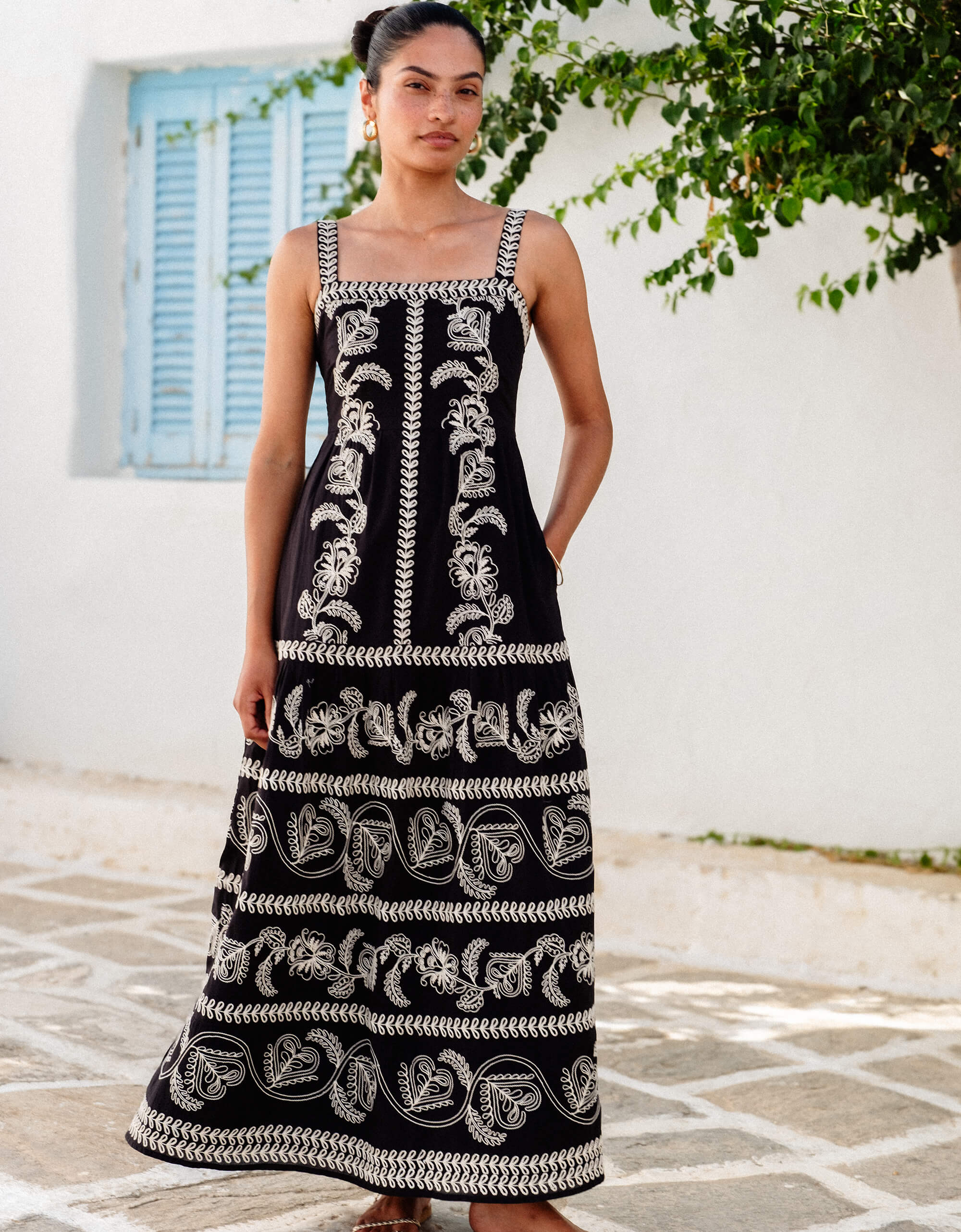 Pink City Prints Sweetheart Cord Embroidery Rio Dress