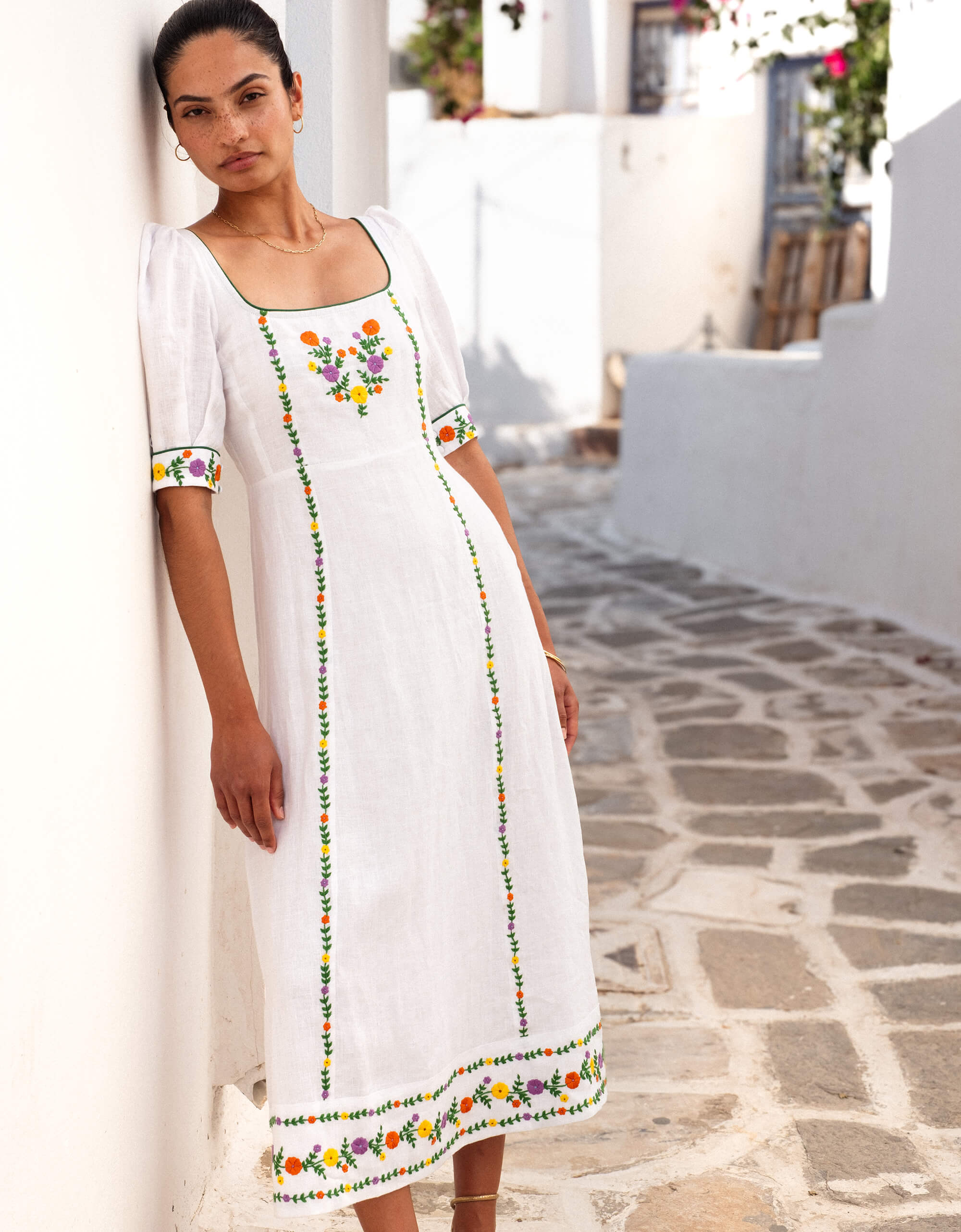 Pink City Prints Vintage Daisy Embroidery Sierra Dress